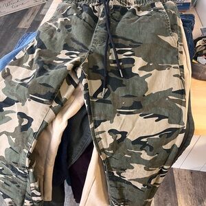 Camouflage Women's Jogger Pants